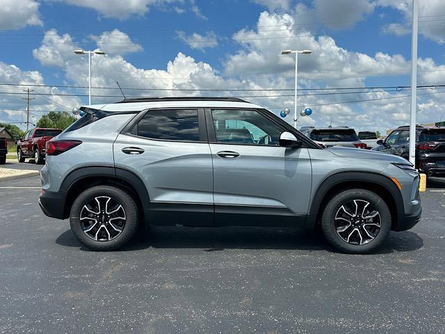 new 2025 Chevrolet TrailBlazer car, priced at $30,775