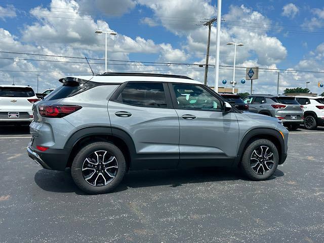 new 2025 Chevrolet TrailBlazer car, priced at $30,775