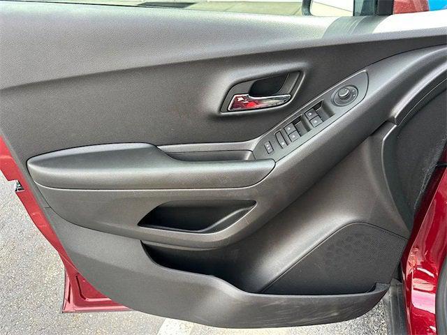 used 2022 Chevrolet Trax car, priced at $18,988