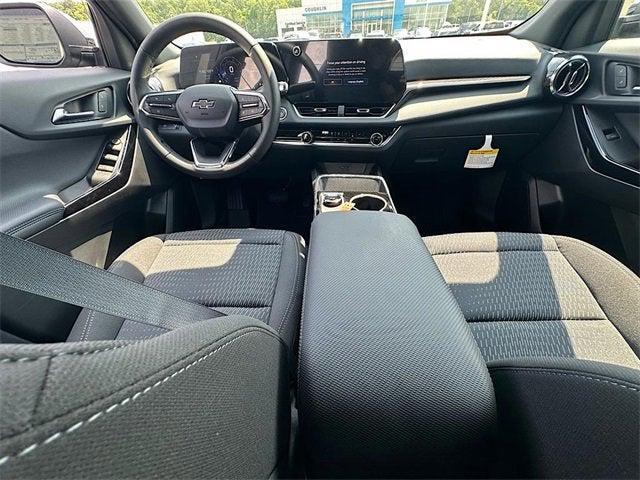 new 2026 Chevrolet Equinox car, priced at $31,335