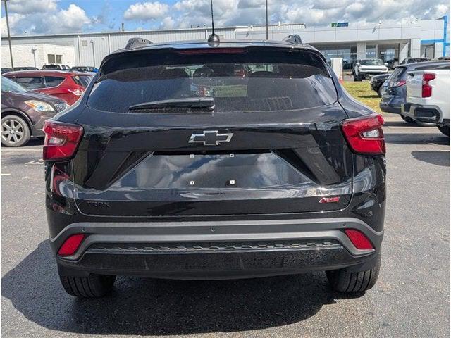 new 2025 Chevrolet Trax car, priced at $29,134