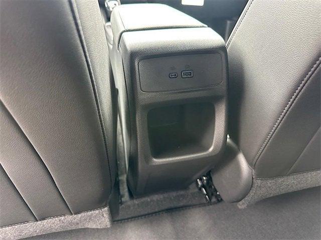 new 2025 Buick Envista car, priced at $25,690