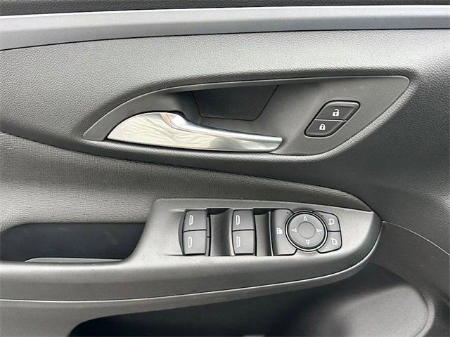 new 2025 Buick Envista car, priced at $25,690