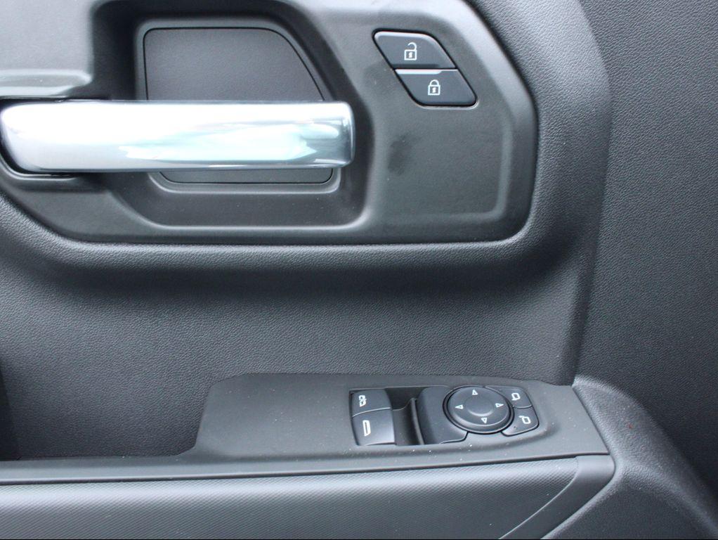 new 2025 GMC Sierra 1500 car, priced at $38,493