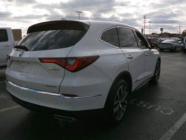 used 2022 Acura MDX car, priced at $35,250