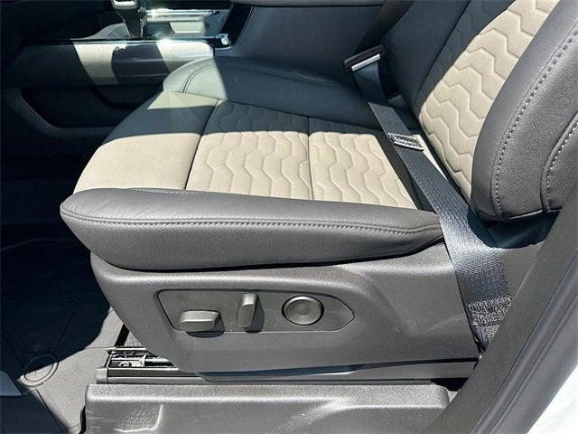 new 2025 Chevrolet Silverado 1500 car, priced at $71,592