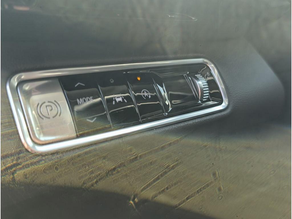 new 2025 Buick Envision car, priced at $43,505