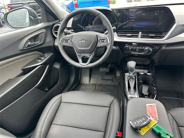 new 2025 Chevrolet Trax car, priced at $27,384