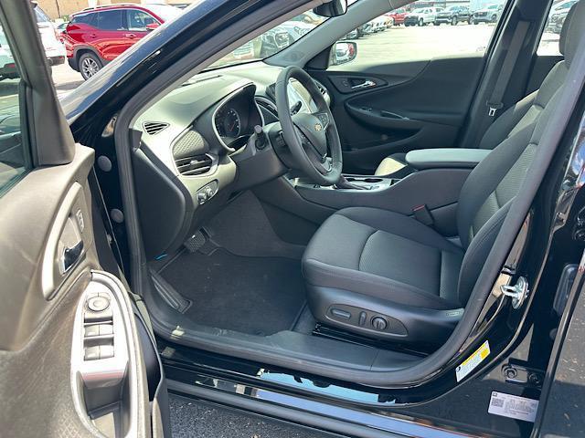 new 2025 Chevrolet Malibu car, priced at $27,900