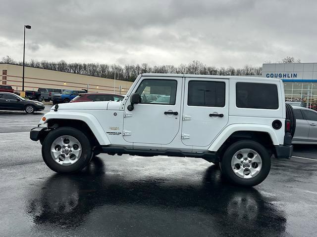 used 2014 Jeep Wrangler Unlimited car, priced at $19,500