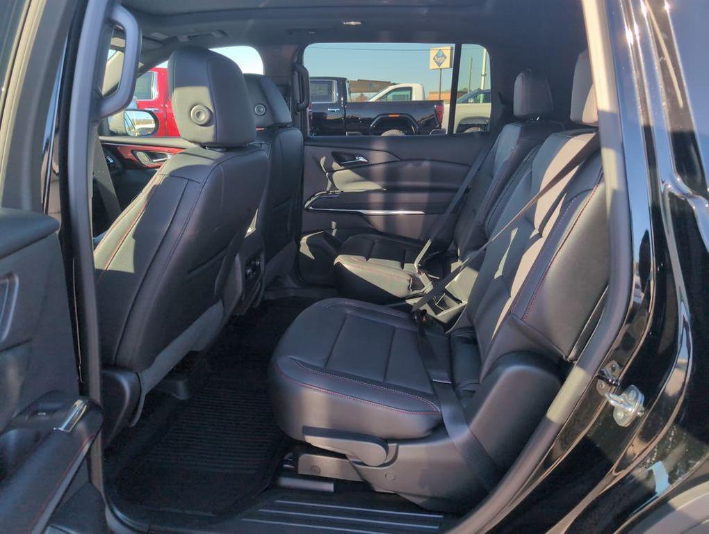 new 2026 Chevrolet Traverse car, priced at $54,244