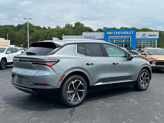 new 2024 Chevrolet Equinox EV car, priced at $42,495