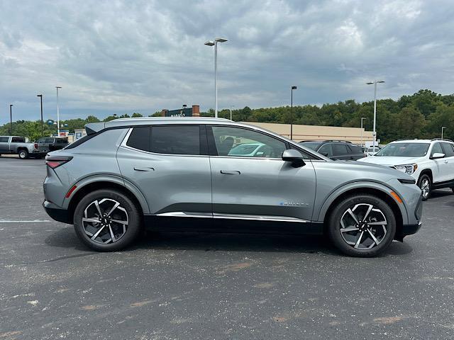 new 2024 Chevrolet Equinox EV car, priced at $42,495