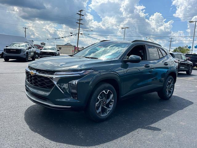 new 2025 Chevrolet Trax car, priced at $25,700