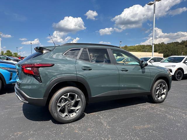 new 2025 Chevrolet Trax car, priced at $25,700