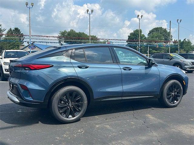 new 2025 Buick Envista car, priced at $29,899