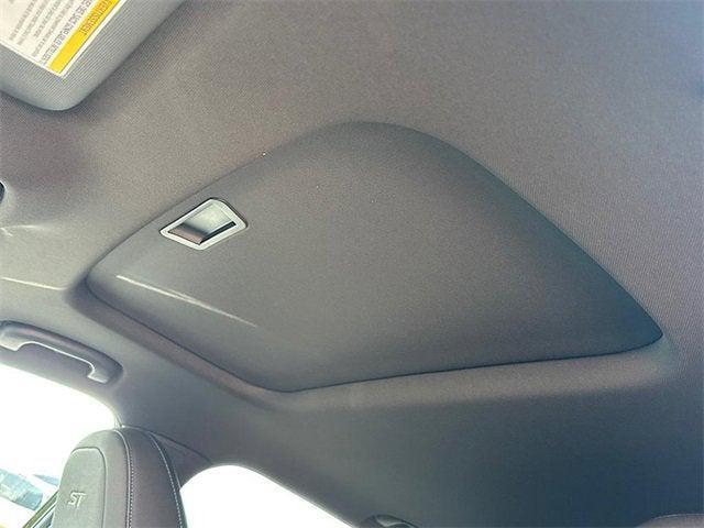new 2025 Buick Envista car, priced at $30,959