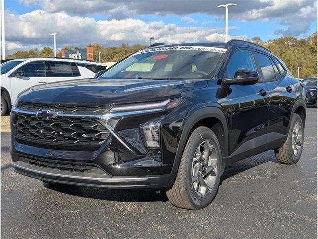 new 2025 Chevrolet Trax car, priced at $26,320