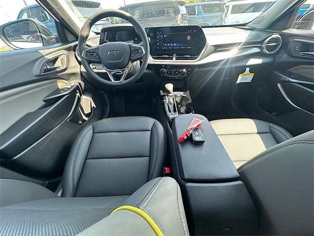 new 2025 Chevrolet Trax car, priced at $27,384