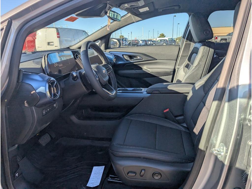 new 2026 Chevrolet Equinox EV car, priced at $43,304