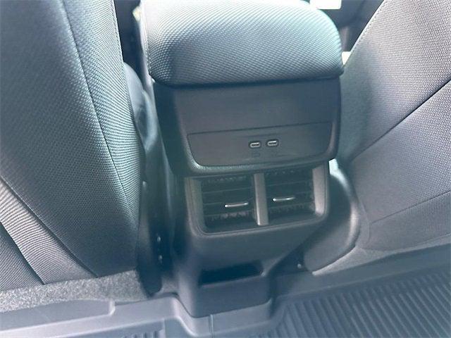 new 2026 Chevrolet Equinox car, priced at $31,365