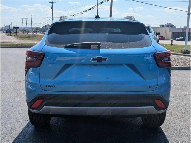 new 2025 Chevrolet Trax car, priced at $24,714