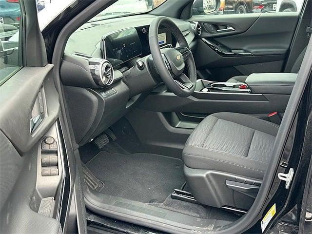 new 2025 Chevrolet Equinox car, priced at $30,565