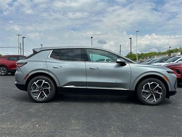 new 2025 Chevrolet Equinox EV car, priced at $41,389