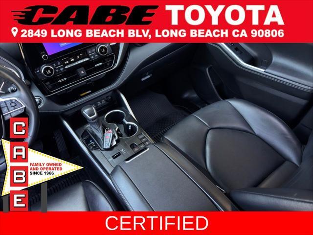 used 2023 Toyota Highlander car, priced at $34,598