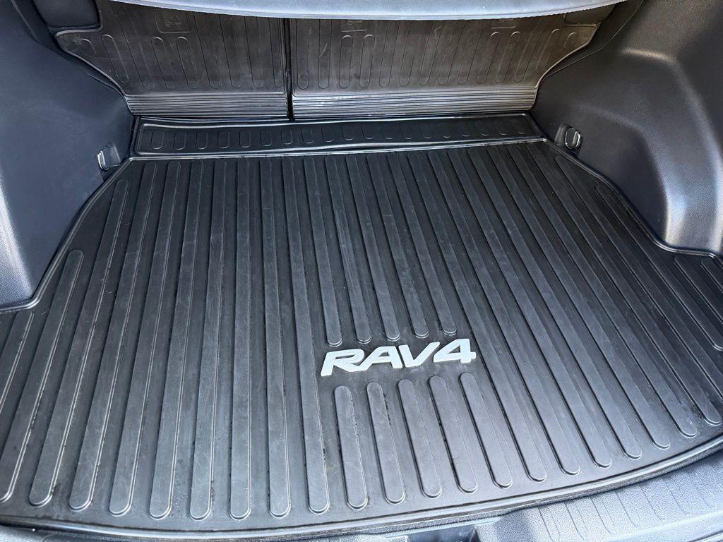 used 2022 Toyota RAV4 Hybrid car, priced at $31,998