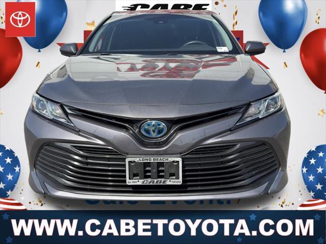 used 2018 Toyota Camry Hybrid car, priced at $20,998