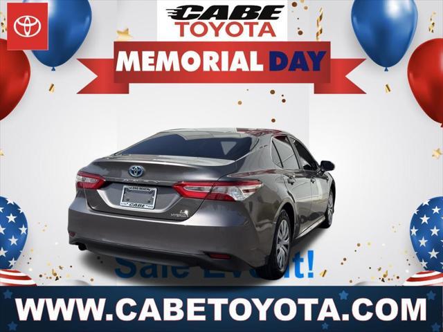 used 2018 Toyota Camry Hybrid car, priced at $20,998