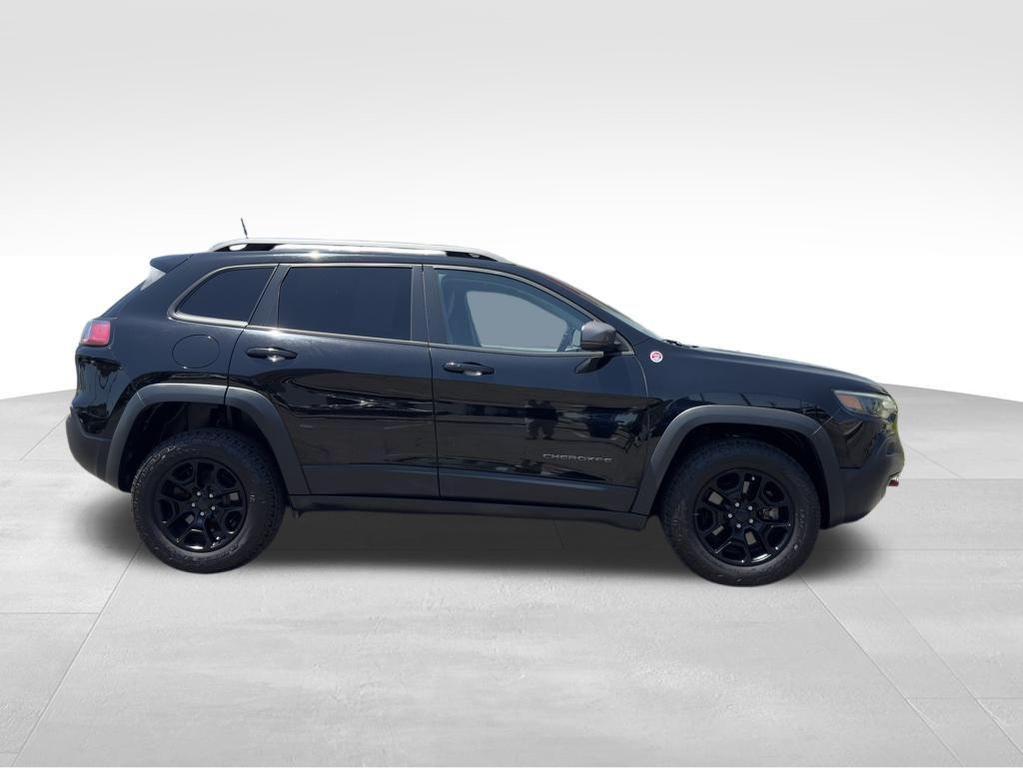 used 2019 Jeep Cherokee car, priced at $17,598