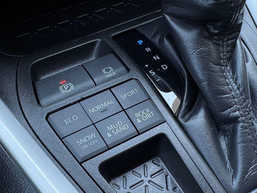 used 2021 Toyota RAV4 car, priced at $30,998