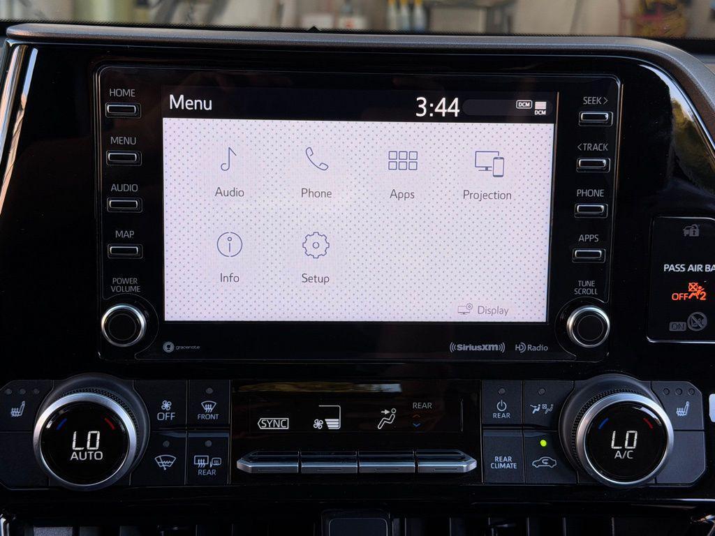 used 2022 Toyota Highlander Hybrid car, priced at $37,998