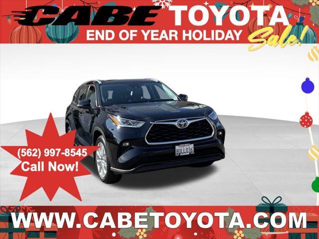 used 2021 Toyota Highlander car, priced at $34,598