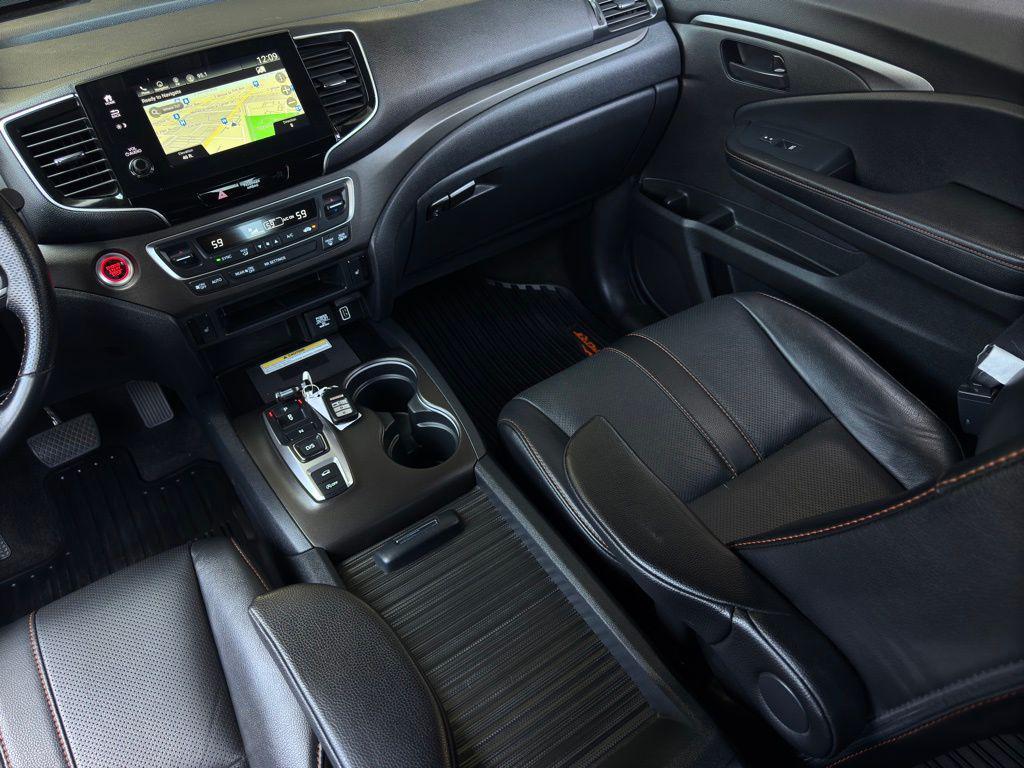 used 2022 Honda Passport car, priced at $29,998