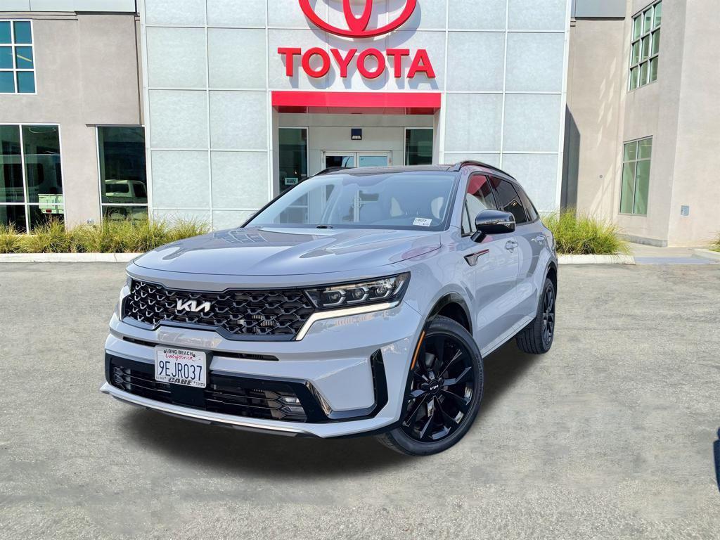 used 2023 Kia Sorento car, priced at $30,298