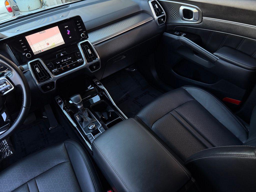 used 2023 Kia Sorento car, priced at $30,298