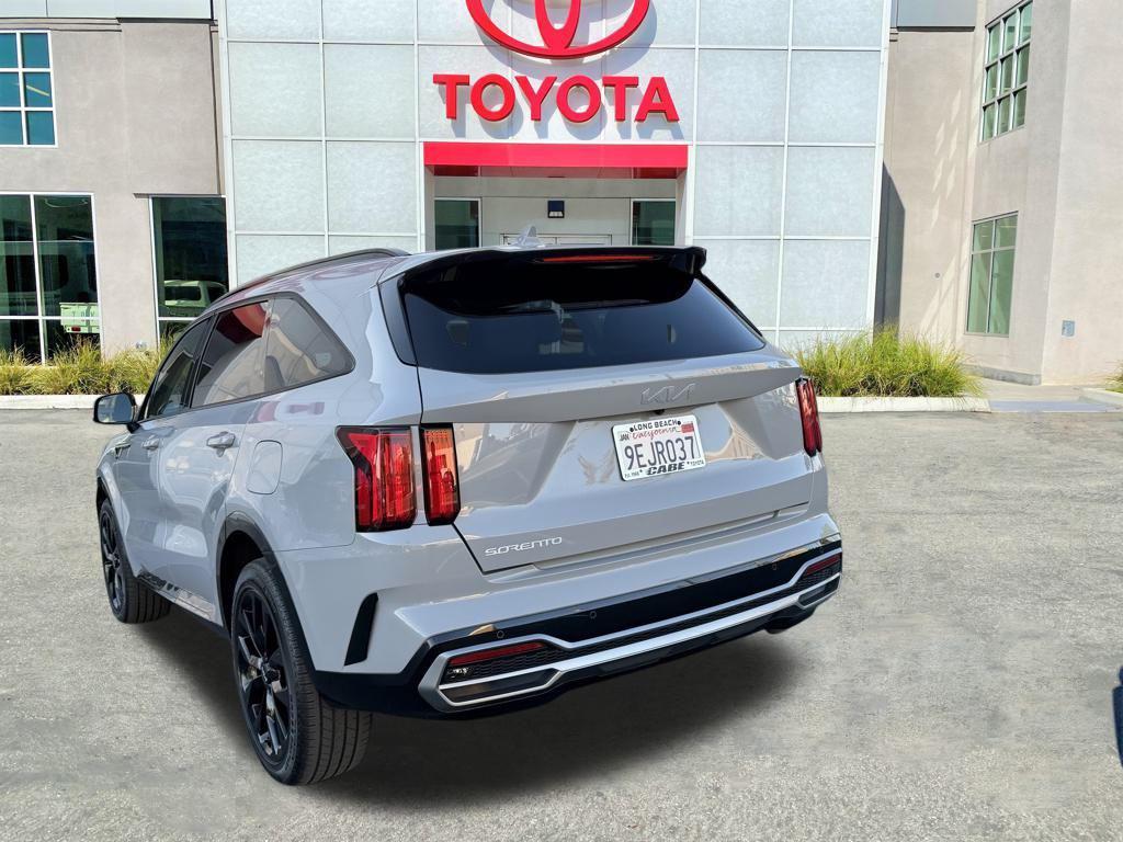 used 2023 Kia Sorento car, priced at $30,298