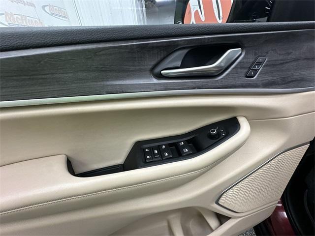 used 2022 Jeep Grand Cherokee car, priced at $25,983