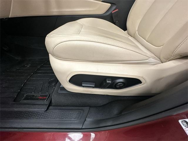 used 2022 Jeep Grand Cherokee car, priced at $25,983