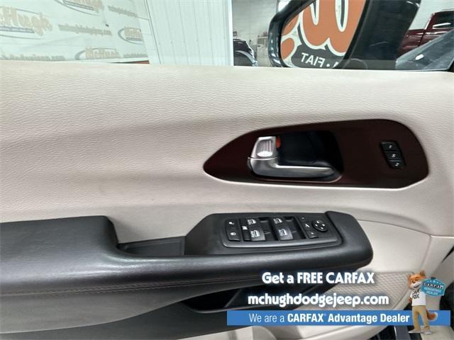 used 2020 Chrysler Pacifica car, priced at $20,635