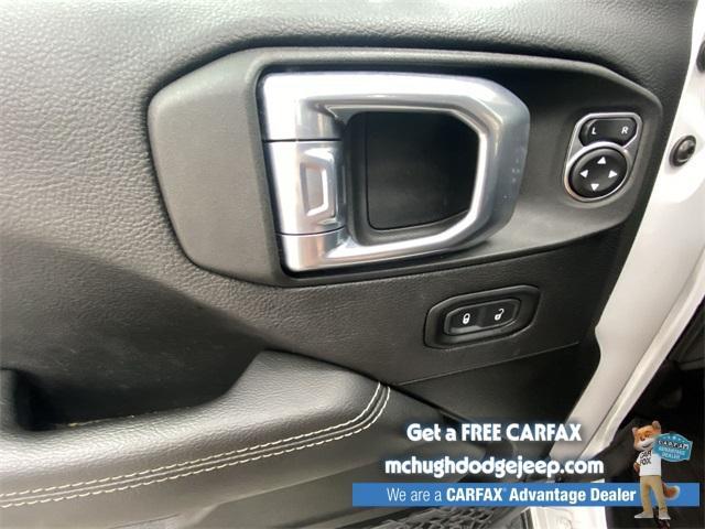 used 2022 Jeep Gladiator car, priced at $38,394