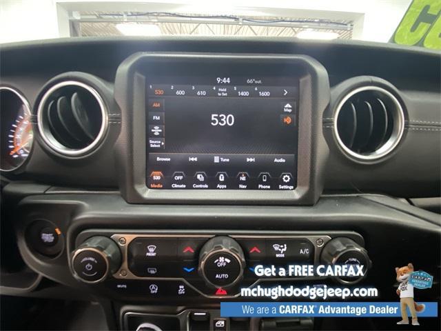 used 2022 Jeep Gladiator car, priced at $38,394