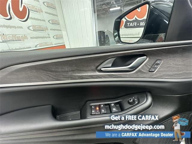 used 2023 Jeep Grand Cherokee L car, priced at $29,986