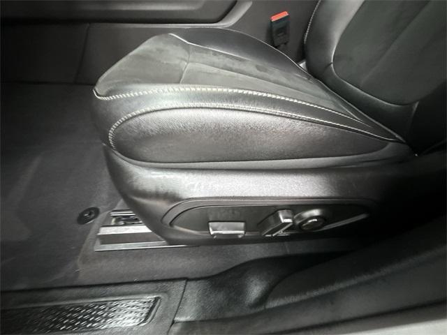 used 2024 Jeep Grand Cherokee car, priced at $30,976