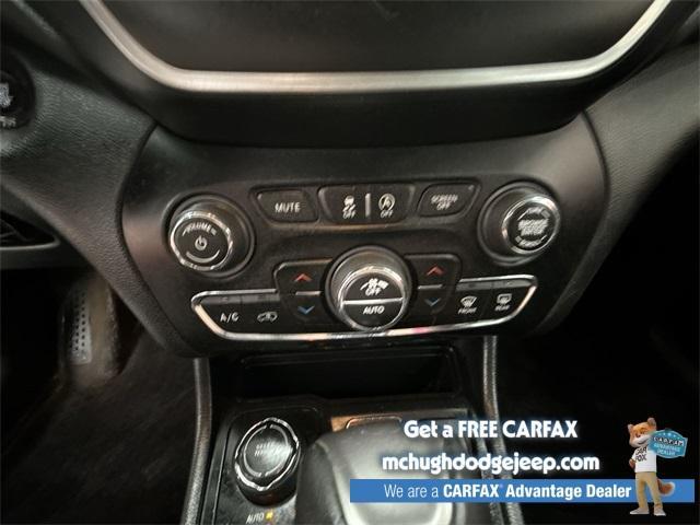 used 2019 Jeep Cherokee car, priced at $15,967