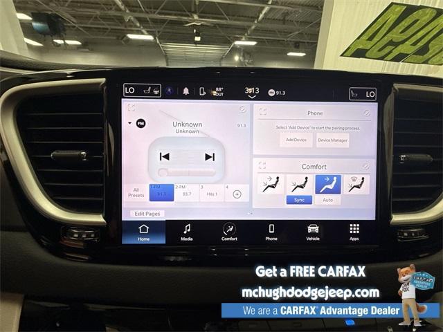 used 2024 Chrysler Pacifica car, priced at $31,660