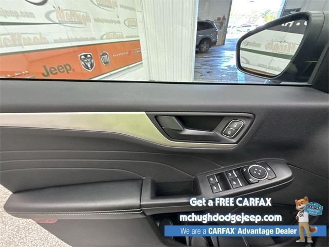 used 2022 Ford Escape car, priced at $21,297